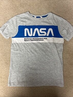 H&M Grey and Blue Graphic Tee
